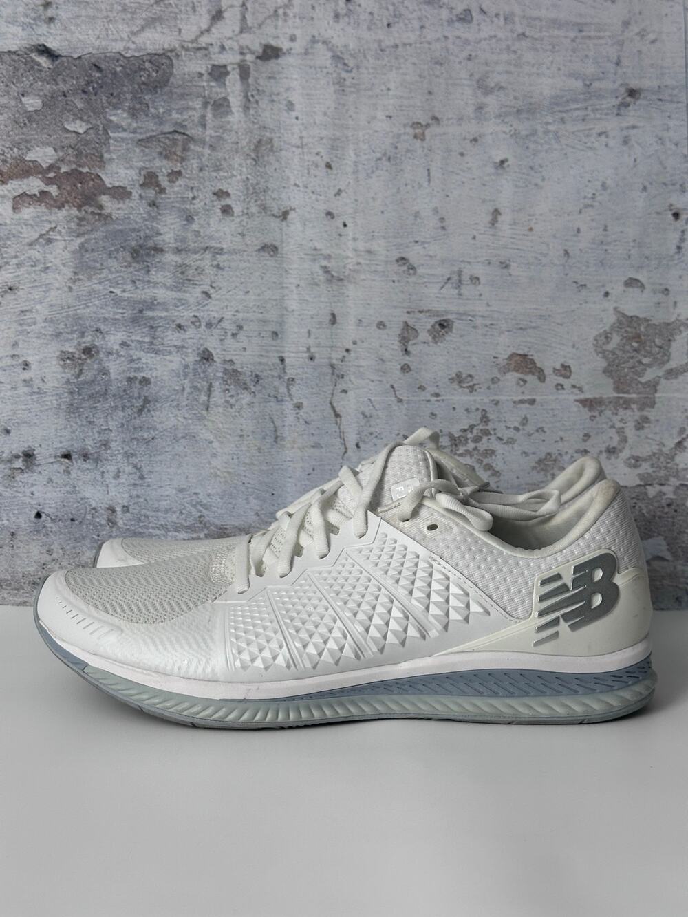 NEW BALANCE FuelCell V1 - White